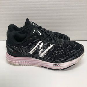 New Balance Hanzo V2 series sneakers